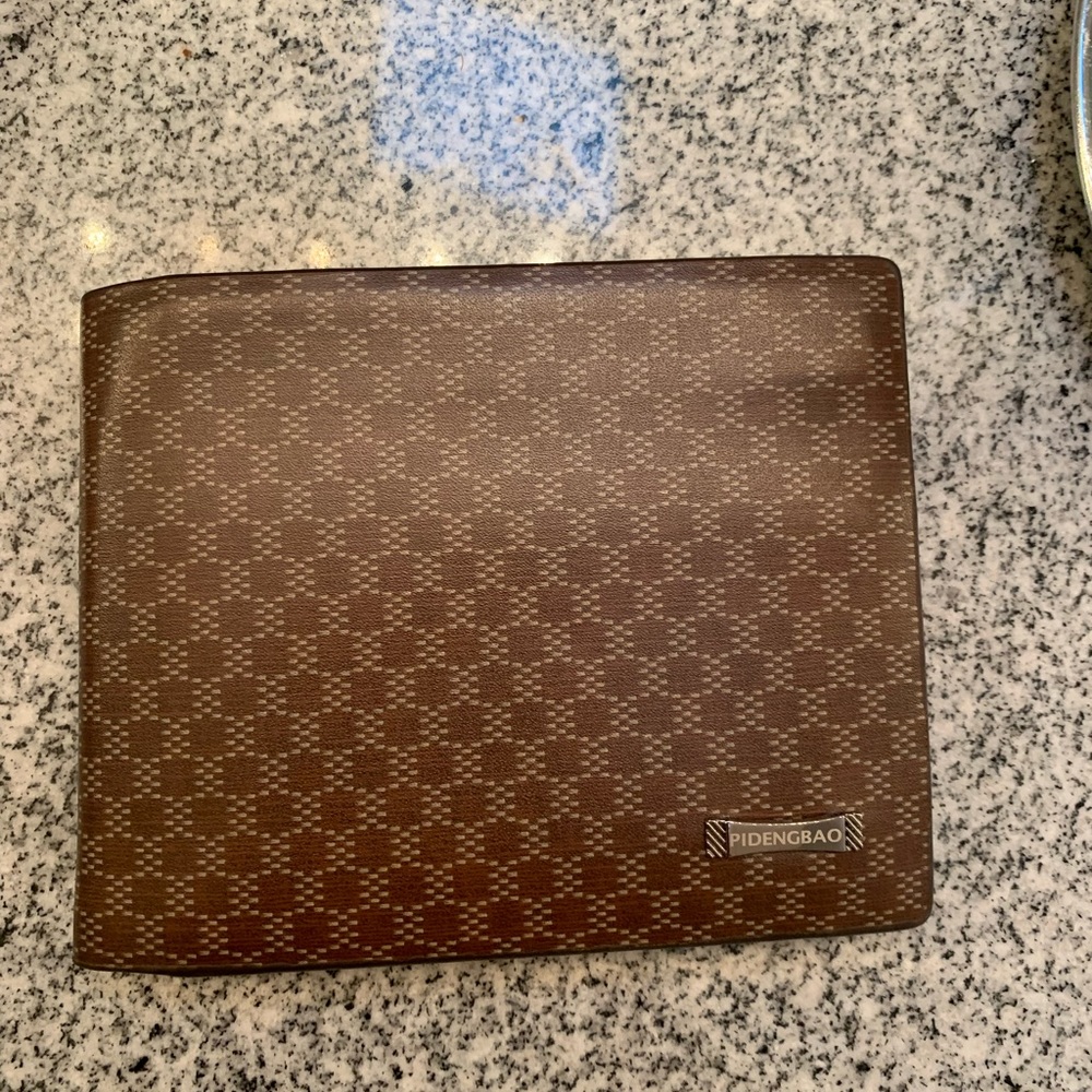 Pidengbao Genuine Leather Wallet